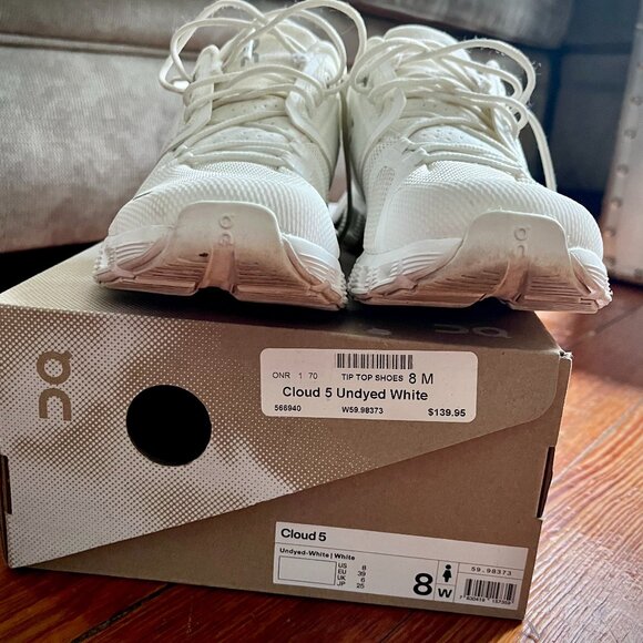 ON RUNNING SNEAKS CLOUD 5,  WHITE 8M - Picture 1 of 3